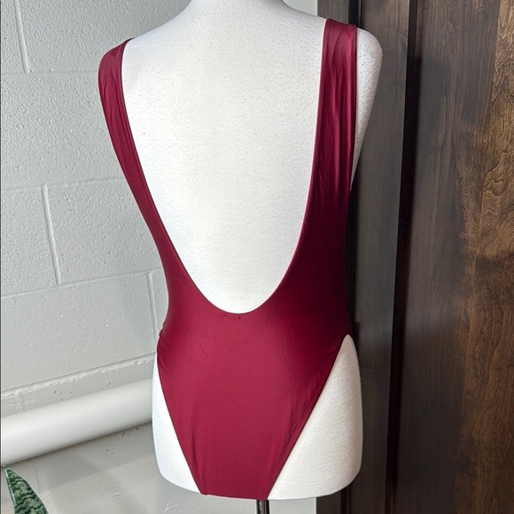 Aerie Burgundy swim One-Piece Swimsuit scoop low back size L scoop back - Picture 4 of 4